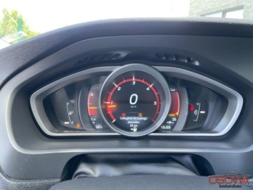 Volvo V40 II Cross Country D3 150KM 2015 Volvo V40 2.0d3 oryginaly silnik Volvo 5 cylindrow baz opcja panorama 1.r, zdjęcie 39