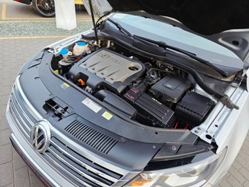 Volkswagen CC 2.0 TDI CR DPF BlueMotion Technology 140KM 2013 Volkswagen CC ___Highline___2.0TDi CR 140KM___Xenon Skora Navi Alu17__Gwar, zdjęcie 6