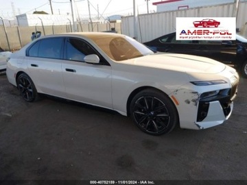 BMW 2023 BMW i7 xdrive60, 2023r., 4x4 Elektryczny 536KM