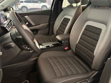 Citroen C4 IV 2026 Od ręki - Max 1.2 mHEV 145KM / Panoramiczne okno dachowe, Pakiet Zimowy, zdjęcie 4