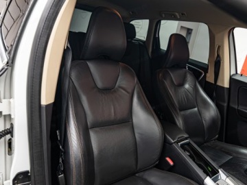 Volvo XC60 I 2012 VOLVO XC60 D3 AWD Suv 2.0 (163KM) 2012, zdjęcie 7