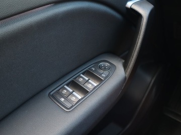 Renault Captur II Crossover 1.3 TCe 140KM 2022 Renault Captur 1.3 TCe, Salon Polska, Serwis ASO, zdjęcie 16