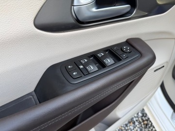 Chrysler Pacifica II 3.6 V6 291KM 2017 Chrysler Pacyfica 3.6 V6 291KM Limited! PDC! Kamera 360!, zdjęcie 16