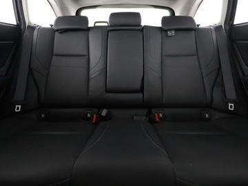 Subaru Levorg Kombi 1.6 GT 170KM 2015 Subaru Levorg 4x4 automat skóra navi klima auto, zdjęcie 17