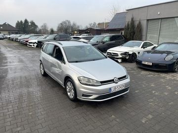 Volkswagen Golf VII Variant Facelifting 1.6 TDI-CR DPF BMT 115KM 2020 Volkswagen Golf Klimatronik Czujniki parkowania, zdjęcie 4
