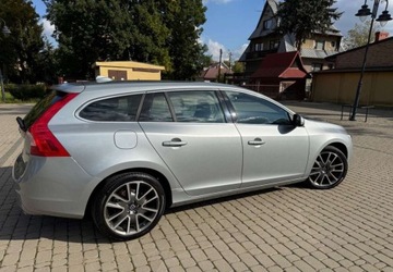 Volvo V60 I Kombi Facelifting 2.0 D4 DRIVE-E 190KM 2015 Volvo V60 Volvo V60 D4 Summum 2.0 Diesel 190KM, zdjęcie 7