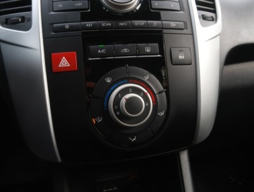 Kia Venga Mikrovan 1.4 DOHC CVVT 90KM 2011 Kia Venga 1.4 CVVT, Salon Polska, 1. Właściciel, zdjęcie 12