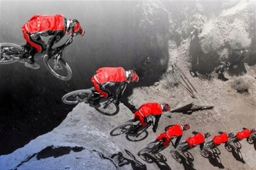 Карта памяти SanDisk Extreme объемом 256 ГБ.