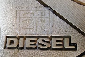 DIESEL - Женская спортивная обувь
