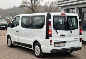 Opel Vivaro B Kombi Extra Long H1 2,9t 1.6 BiTurbo 125KM 2017 Opel Vivaro 1,6 Diesel 125km 6-Biegow Klima Serwis 9-osob 1.6 Diesel, zdjęcie 13