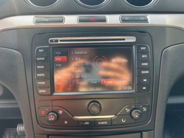 Ford Galaxy III Van Facelifting 2.0 Duratorq TDCi DPF 140KM 2012 Ford Galaxy AUTOMATPOWER SHIFT7 MIEJSCPARKTRONICGWARANCJA 2.0 Diesel, zdjęcie 19