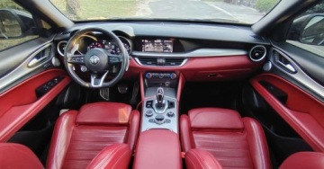 Alfa Romeo Stelvio SUV Facelifting 2.0 Turbo 280KM 2020 Alfa Romeo Stelvio Alfa Romeo Stelvio 2.0 Turbo Veloce Q4 2.0 Benzyna 280KM, zdjęcie 12