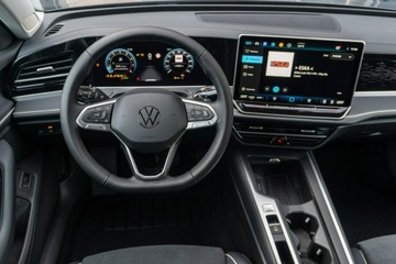 Volkswagen Passat B8 Variant Facelifting 2.0 TDI SCR 150KM 2025 Volkswagen Passat Business Plus 2.0 TDI 150 KM DSG, zdjęcie 17