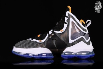 NIKE LEBRON 19 HARDWOOD CLASSIC США 9