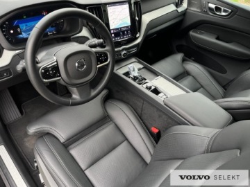 Volvo XC60 II Crossover Plug-In Facelifting 2.0 T6 350KM 2025 Volvo XC 60 FV23% T6 Plus Black Edition AWD Full-L, zdjęcie 9
