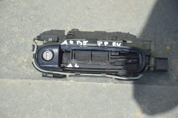 AUDI A4 B5 FL KLIKA DVEŘE PRAVÝ PŘEDNÍ EU