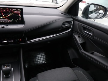 Nissan Qashqai III Crossover 1.3 DIG-T MHEV 158KM 2023 Nissan Qashqai 1.3 DIG-T MHEV, Salon Polska, zdjęcie 7