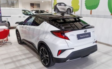 Toyota C-HR I Crossover Facelifting 2.0 Hybrid Dynamic Force 184KM 2023 Toyota C-HR 2.0 C-HR GR Sport 2.0 Hybryda 184KM, zdjęcie 3