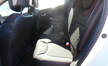 Renault Clio IV Hatchback 5d ENERGY dCi 90KM 2015 Renault Clio 2015r, 1.5DCI, Uszkodzony tyl i delikatnie przod. Jezdzi, zdjęcie 8