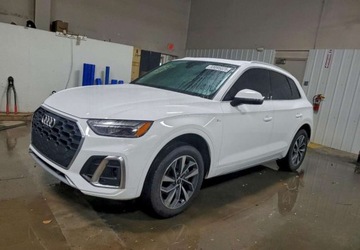 Audi Q5 II SUV Facelifting 2.0 45 TFSI 265KM 2022 Audi Q5 Auta z USA - Zapytaj o wiecej ofert 2.0 Benzyna 265KM