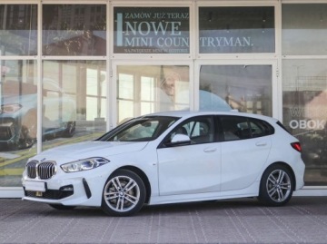 BMW Seria 1 F70 2024 BMW Seria 1 1.5 Benzyna 136KM, zdjęcie 1