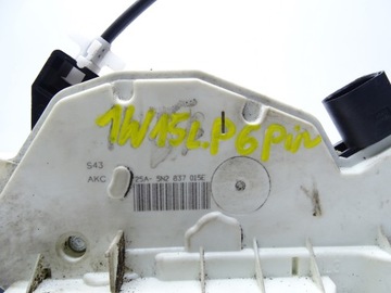 ZÁMEK DVEŘE LEVÝ PŘEDNÍ VW SCIROCCO III 1K8 6 PIN 5N2837015E