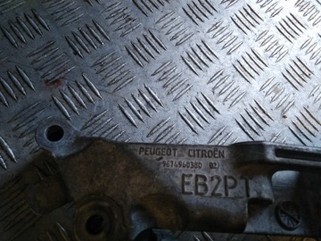 CITROEN DS3 CROSSBACK 1,2 9674960380 UCHYCENÍ MOTORU