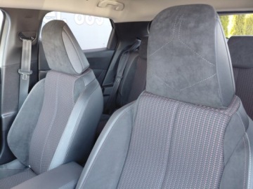  DS Automobiles DS 3 Crossback Automat Kamera 360 Podgrzewane fotele 1.5, zdjęcie 13