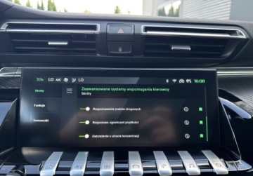 Peugeot 508 II SW Facelifting 1.5 BlueHDI 130KM 2024 Peugeot 508 1.5 BlueHDI 130KM Allure Kamera Czujniki i-Cockpit Climatronic, zdjęcie 21