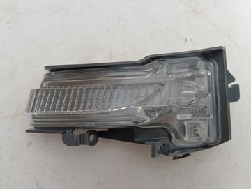 lampa kierunkowskaz lewy 4KL949101 AUDi E-TRON