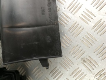 6C0129601J BOX POUZDRO FILTRU LAPAČ VZDUCHU VW POLO 6R 6C V 1,4 TDI