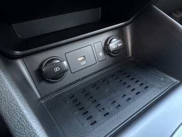 Hyundai Kona I Crossover Facelifting 1.6 T-GDI 198KM 2021 Hyundai Kona PREMIUM 4WD Kamery 360 Wentylacja Tempomat ACC Led Head, zdjęcie 28