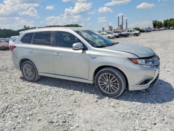 Mitsubishi Outlander III 2022 Mitsubishi Outlander Sel 2022 2.4 Hybryda Plug-in 126KM, zdjęcie 4