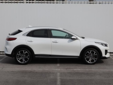 Kia XCeed PHEV 1.6 GDi Plug-in Hybrid 141KM 2020 Kia XCeed Plug-in-Hybrid, Salon Polska, zdjęcie 5