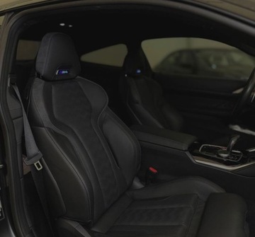 BMW Seria 4 G22-23-26 M4 Coupe 3.0 M4 Competition 510KM 2022 BMW M4 BMW M4 BMW M4 Competition xDrive 2022 Czarny mat DealerAuto, zdjęcie 2