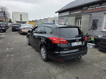 Ford Focus III Kombi Facelifting 1.0 EcoBoost 125KM 2017 Ford Focus 1.0 EcoBoost 125 KM, Grzana Kierownica,, zdjęcie 3
