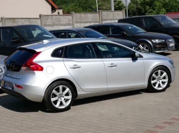 Volvo 2015 Volvo V40 115 koni Aut Ideał Spalanie 4l ON Ambiente 17” DVD parktroniki, zdjęcie 5