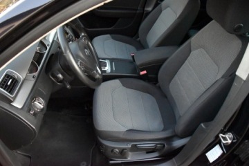 Volkswagen Passat B7 Variant 2.0 TDI CR DPF BlueMotion 140KM 2012 Volkswagen Passat B7 Variant Comfortline 2.0TDI *AUTOMAT* BOGATA Wersja HAK, zdjęcie 14