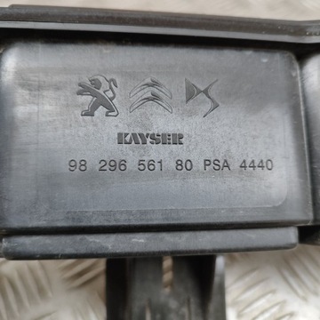 PEUGEOT 2008 II 2023 FILTR UHLÍKOVÝ