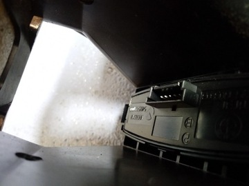 BMW 1 E81 E87 ЦЕНТРАЛЬНАЯ НАКЛАДКА ВОЗДУХА 7059189