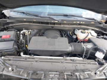 Chevrolet Suburban GMT900 2025 Chevrolet Suburban 2025r., 4x4, 5.3L 5.3 Benzyna 335KM, zdjęcie 11