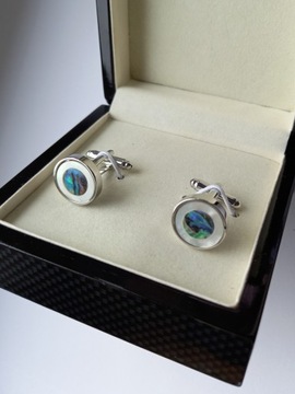 Exciting spinki do mankietów koszuli Mercedes Benz