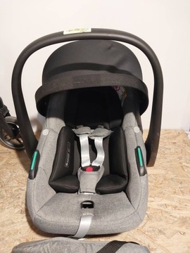 МНОГОФУНКЦИОНАЛЬНАЯ КОЛЯСКА MAXI COSI ZELIA S TRIO 3В1