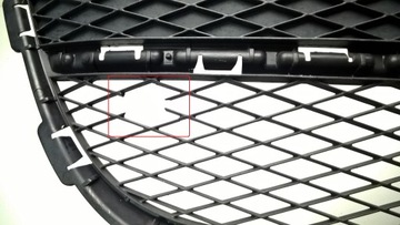 VW TIGUAN I 2007-2010 РЕШЕТКА ЦЕНТРАЛЬНОГО БАМПЕРА ПЕРЕДНЯЯ OE 5N0853677