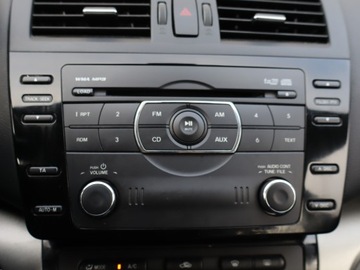 Mazda 6 II Kombi Facelifting 2.0 MZR 155KM 2011 Mazda 6 2.0, Klima, Klimatronic, Tempomat, zdjęcie 15