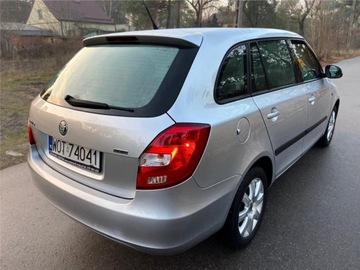 Skoda Fabia II Kombi 1.4 i 16V 85KM 2009 Skoda Fabia Skoda Fabia 1.4 MPI 5- Drzwi Klimatyzacja Bez Korozji Full Ser, zdjęcie 4