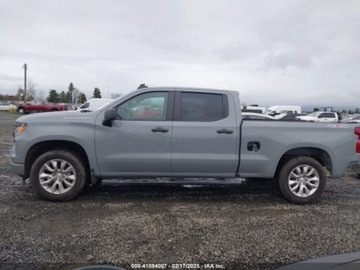 Chevrolet Silverado II 2024 Chevrolet Silverado 2024r., 1500 CUSTOM, od ubezpieczalni 2.7 Benzyna 310KM, zdjęcie 3