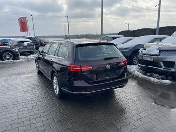 Volkswagen Passat B8 Variant 2.0 TDI BlueMotion SCR 150KM 2016 Volkswagen Passat Highline Automat Skóra Podg., zdjęcie 3