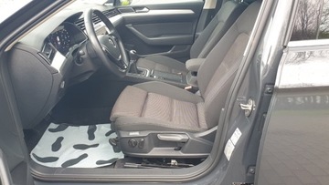 Volkswagen Passat B8 Limousine 2.0 TDI BlueMotion Technology 150KM 2018 Volkswagen Passat VW Passat 2.0 TDI Comfortline Business - Salon PL 2.0, zdjęcie 10