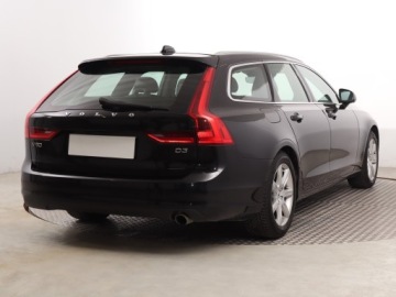 Volvo V90 II Kombi 2.0 D3 150KM 2018 Volvo V90 D3, Automat, Skóra, Navi, Klima, zdjęcie 4